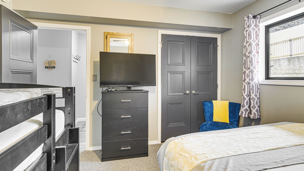 Photo of Bedroom in Notch Estates