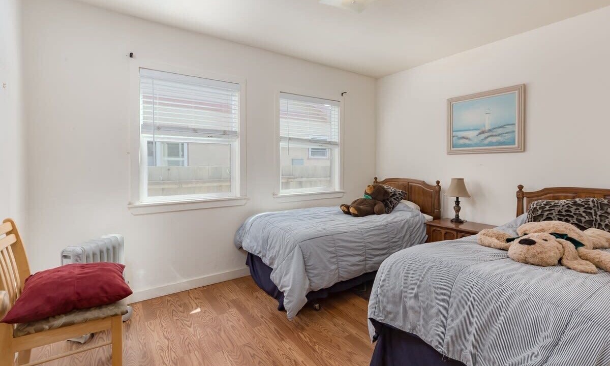 Photo of Bedroom in Opal Cliffs