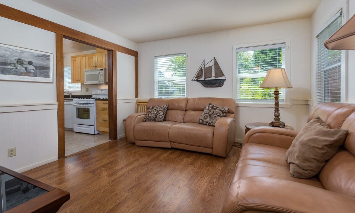 Photo of Livingroom in Opal Cliffs