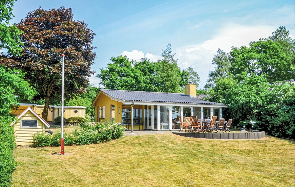 Photo of Outdoor in Sunds