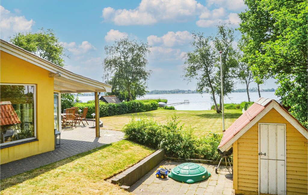 Photo of Outdoor in Sunds
