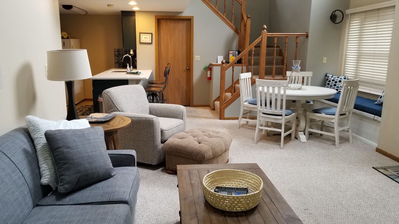 Photo of Livingroom in The Galena Territory