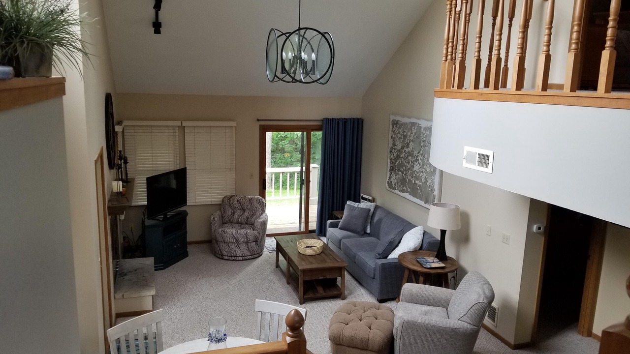 Photo of Livingroom in The Galena Territory