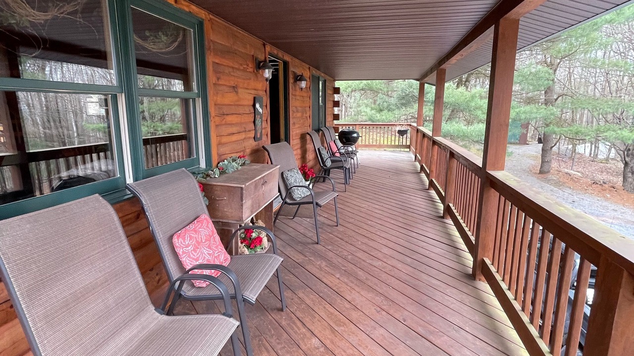 Photo of Patio Balcony in Wellsboro