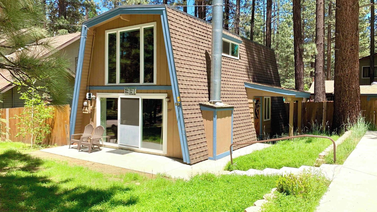 Photo of Outdoor in Summit Estates