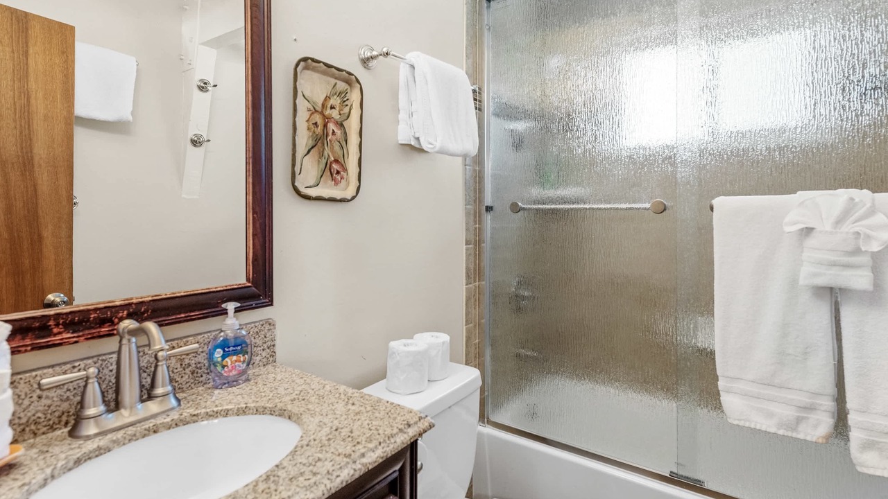 Photo of Bathroom in Summit Estates