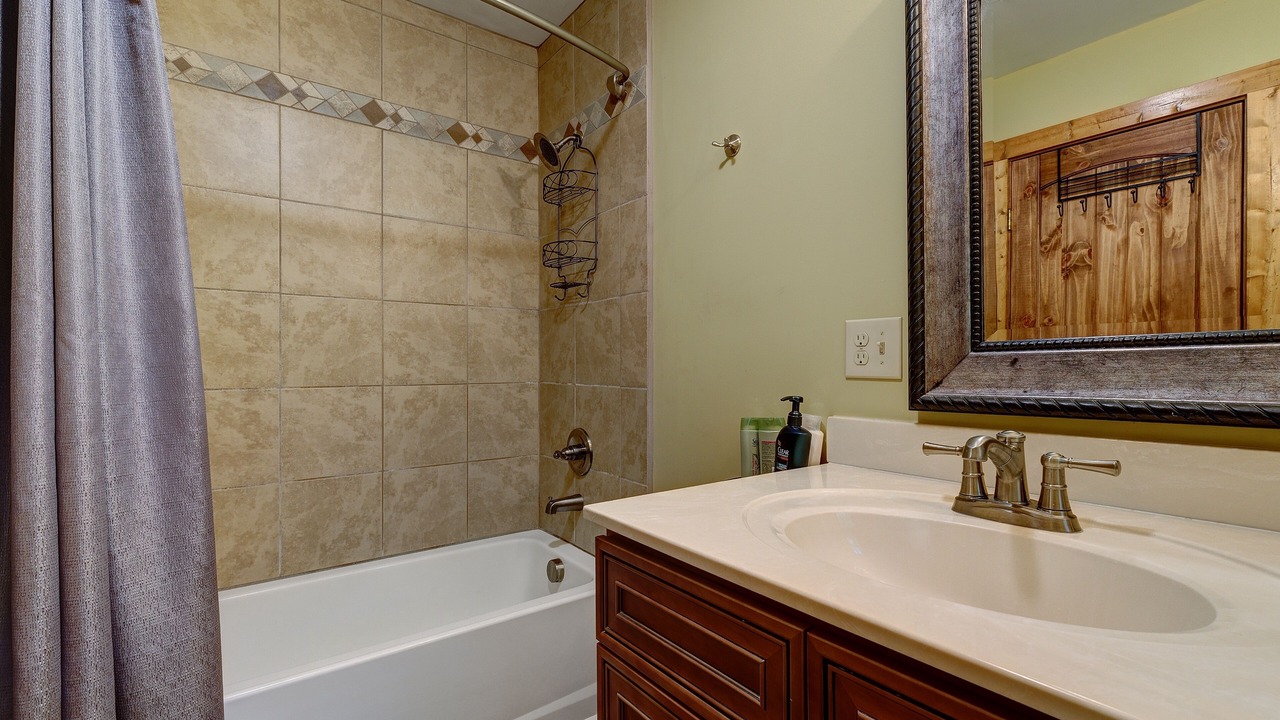 Photo of Bathroom in Highlands