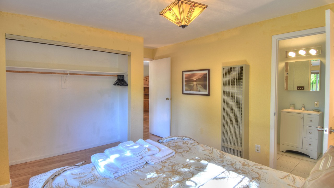 Photo of Bedroom in Downtown Albuquerque