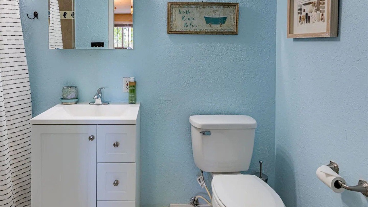 Photo of Bathroom in Downtown Albuquerque