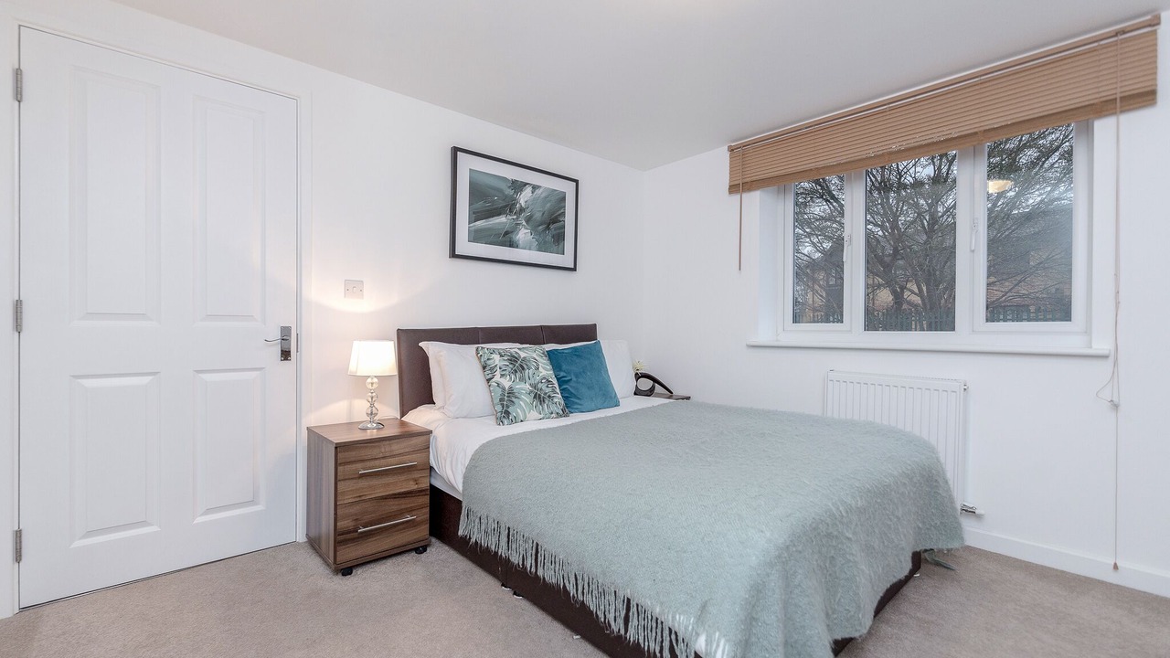 Photo of Bedroom in Yiewsley
