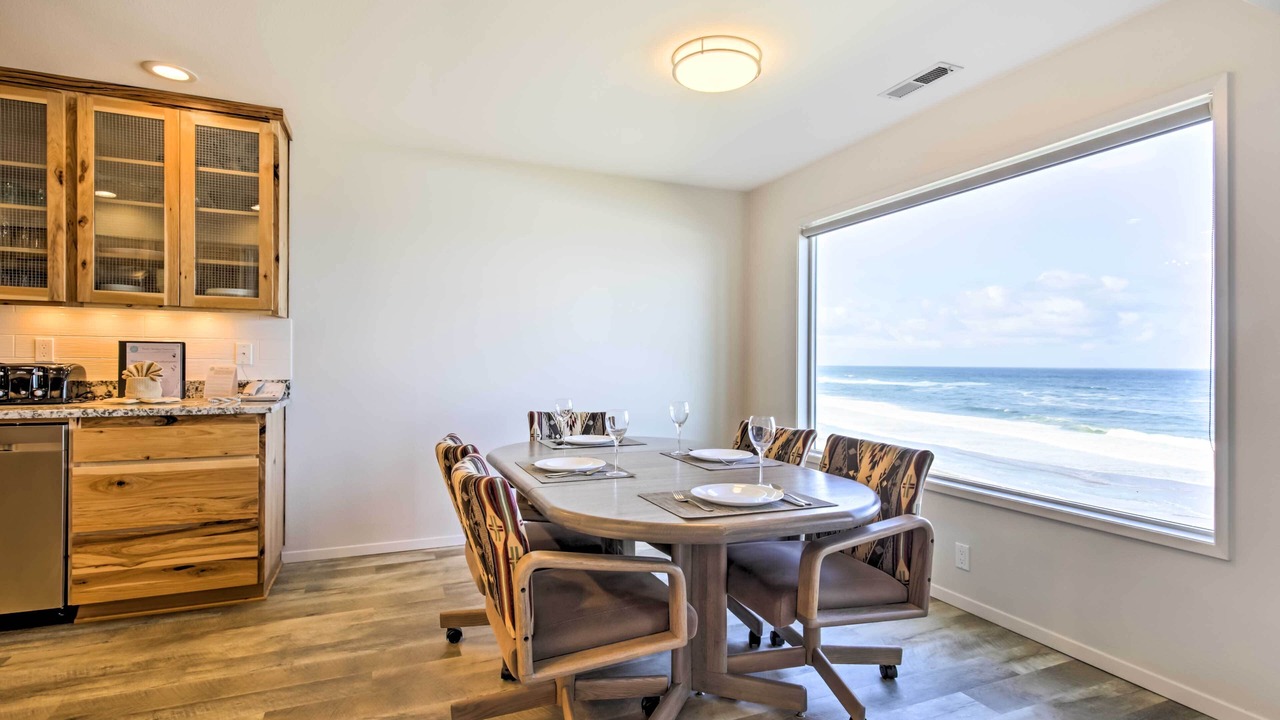 Photo of Others in Lincoln Beach