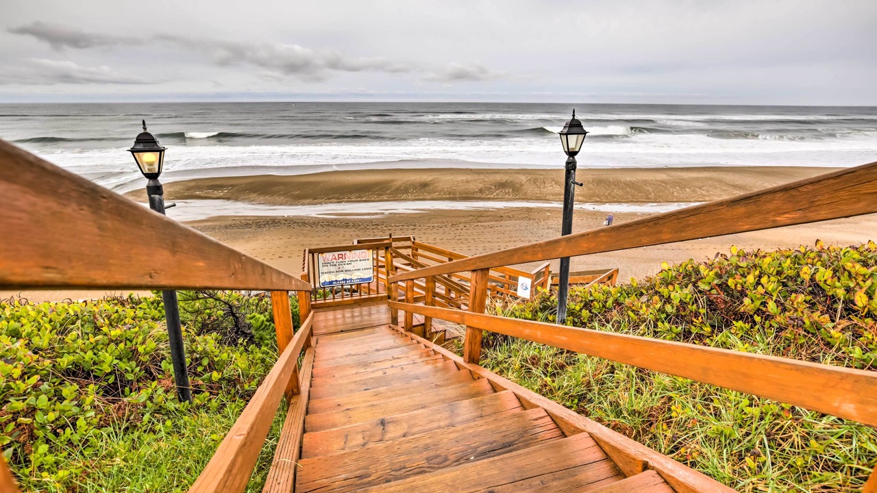 Photo of Others in Lincoln Beach