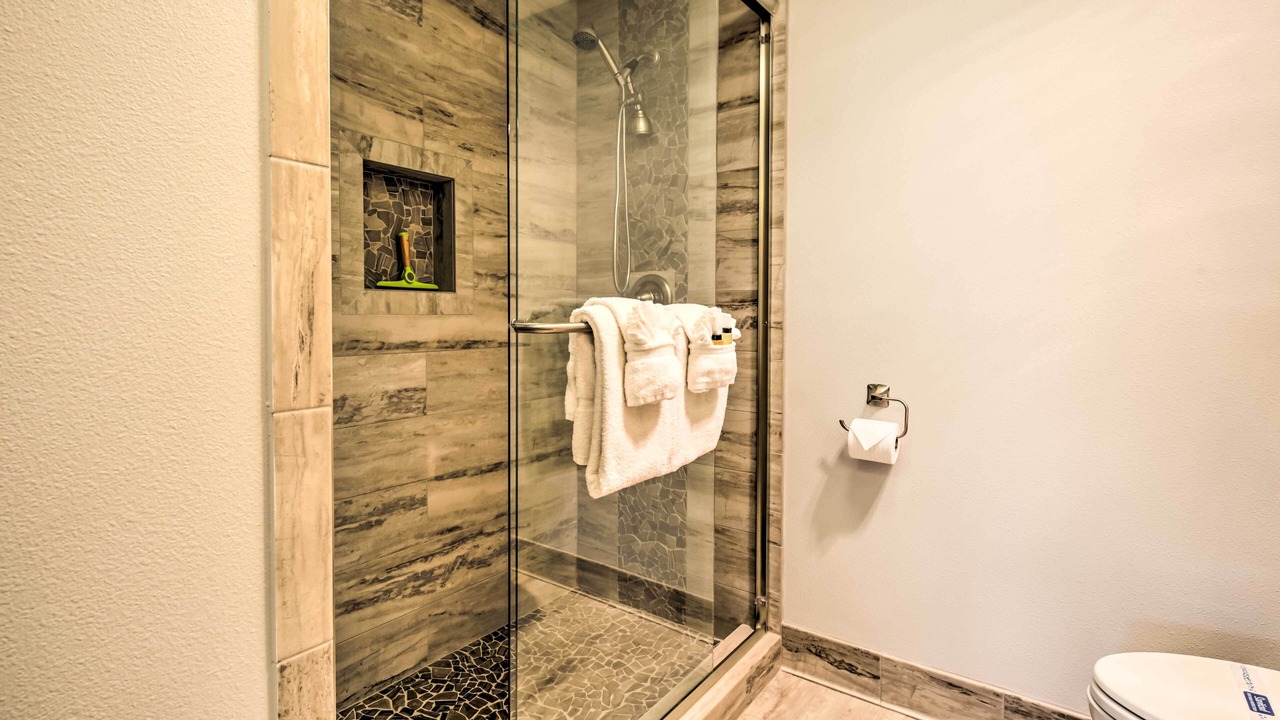 Photo of Bathroom in Lincoln Beach