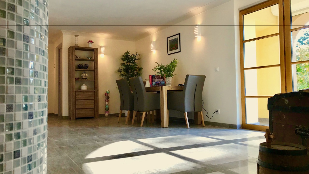 Photo of Others in Ferrassieres