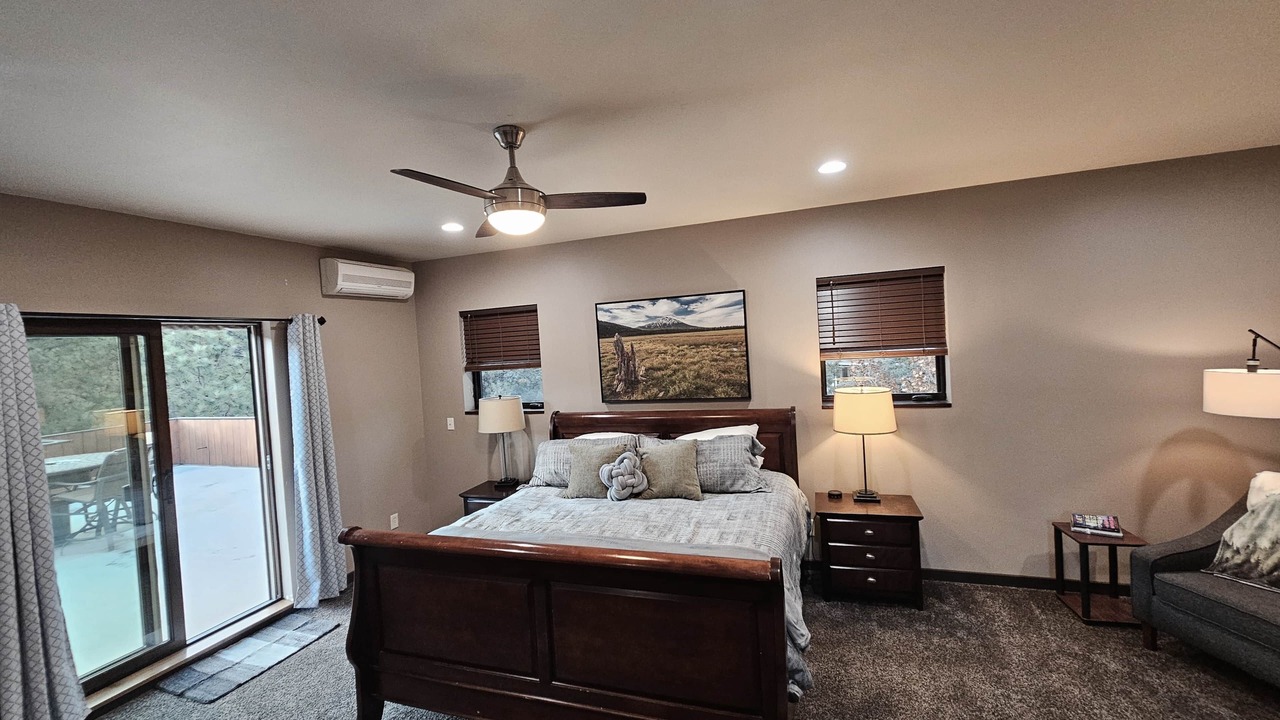 Photo of Patio Balcony in Awbrey Butte