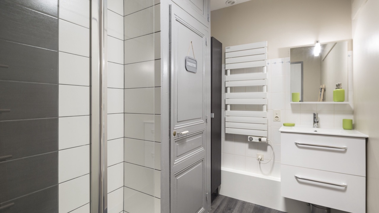 Photo of Bathroom in Intra Muros