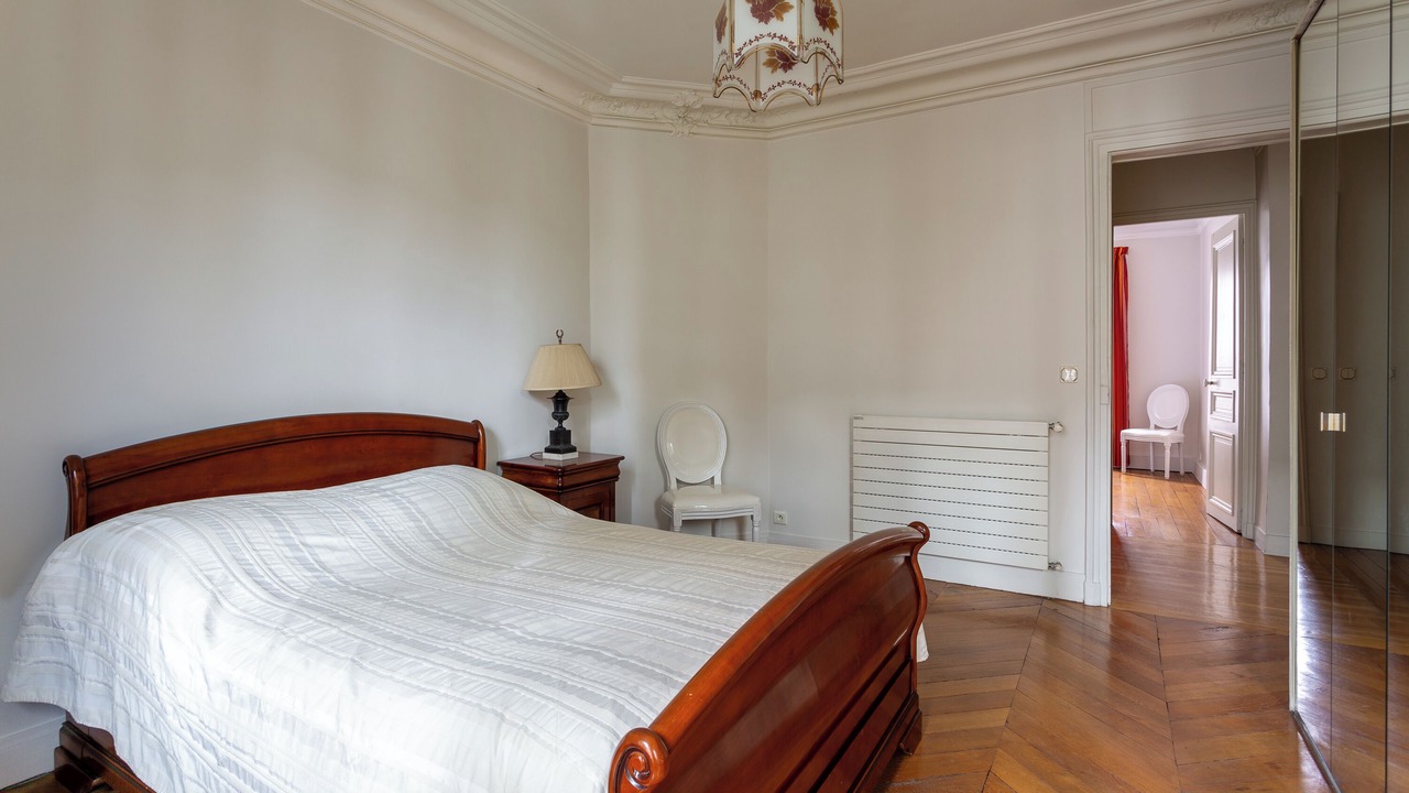 Photo of Bedroom in Clignancourt