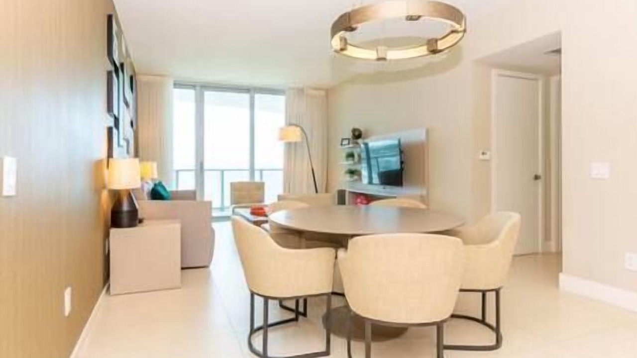 Photo of Others in Hollywood South Central Beach