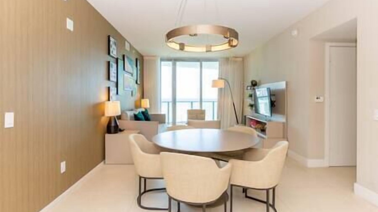 Photo of Others in Hollywood South Central Beach