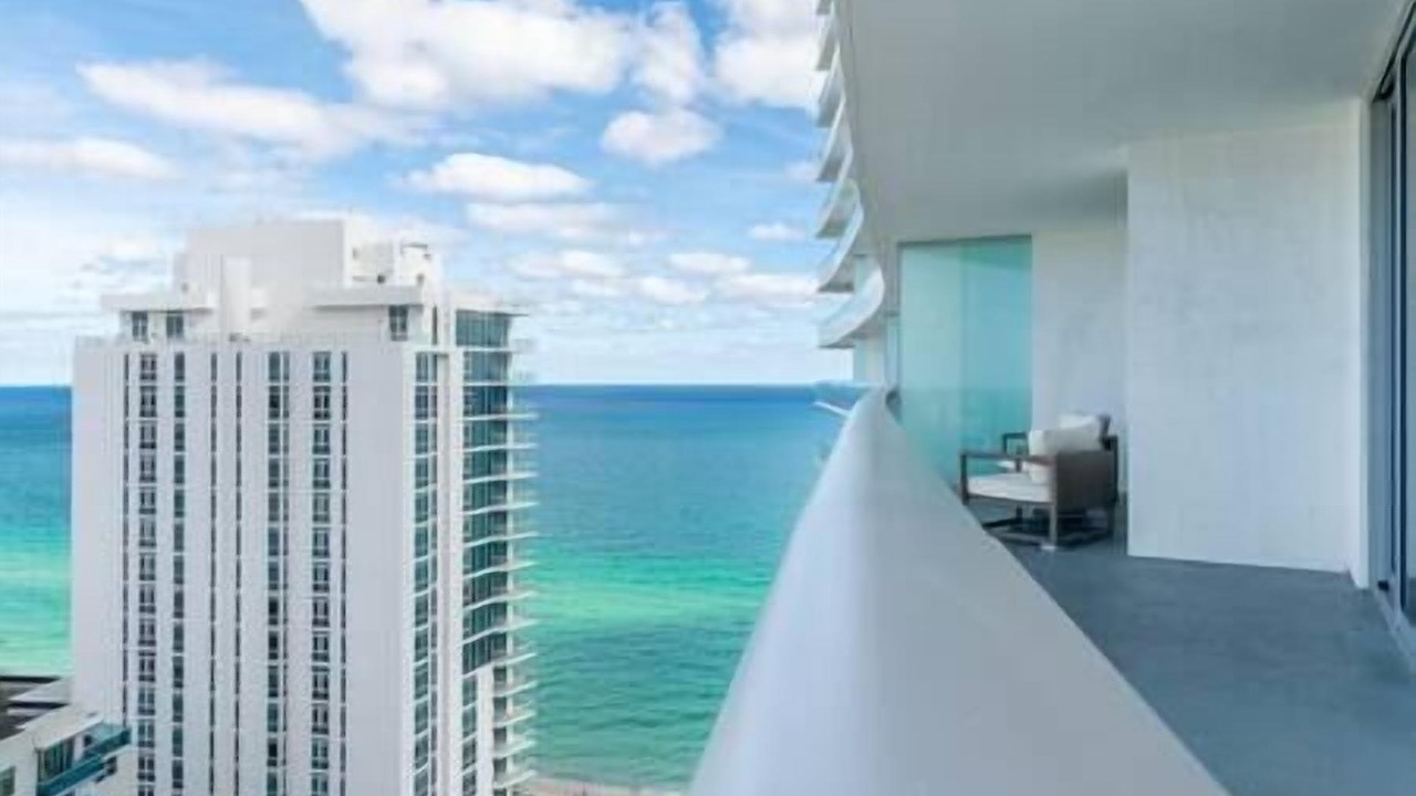 Photo of Others in Hollywood South Central Beach