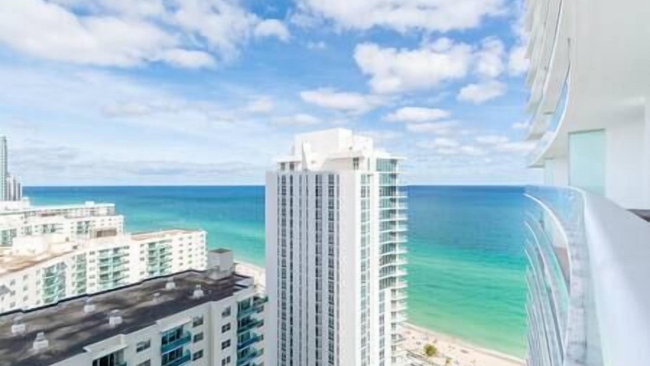 Photo of Others in Hollywood South Central Beach