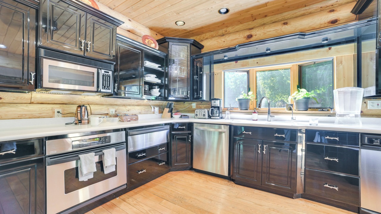 Photo of Kitchen in Barbeau