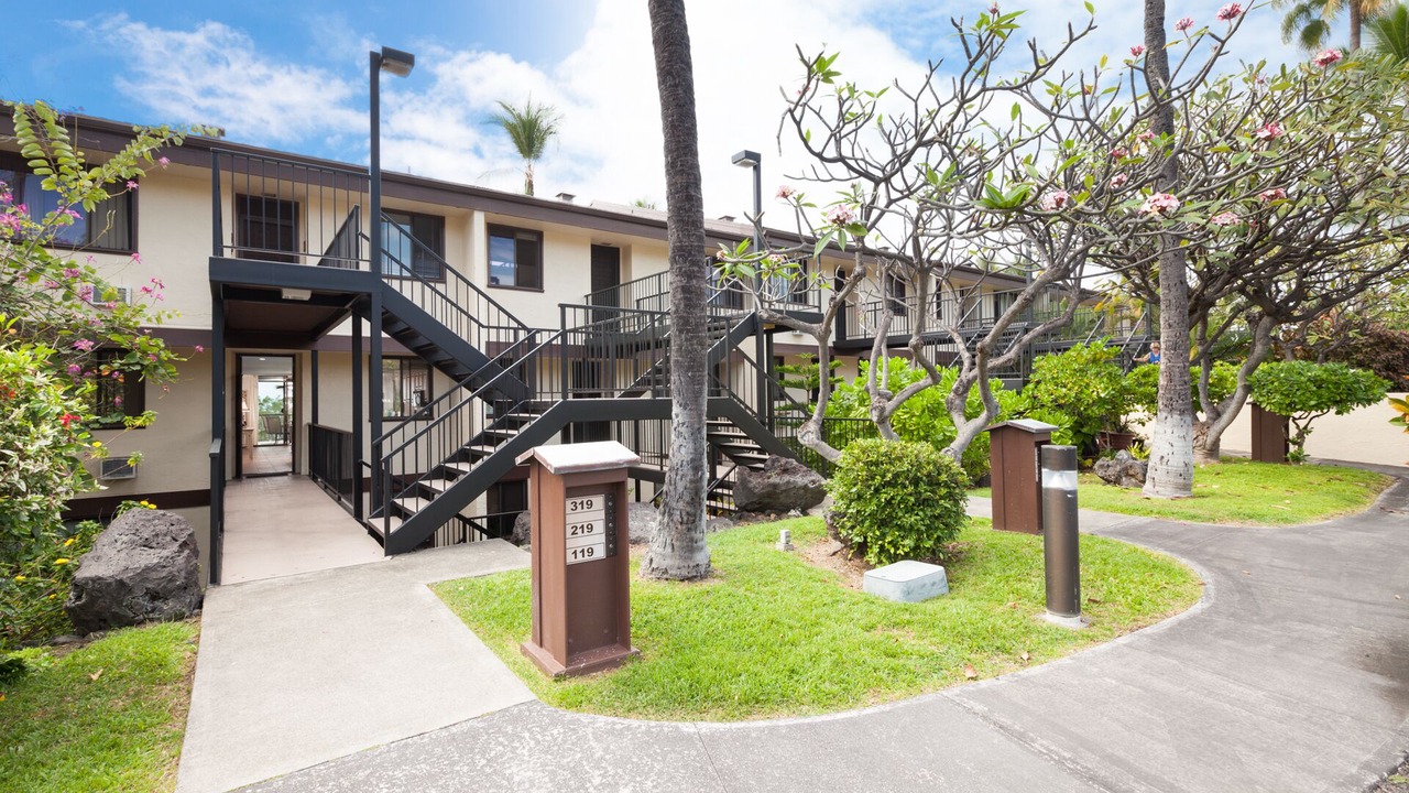 Photo of Others in Kahaluu-Keauhou