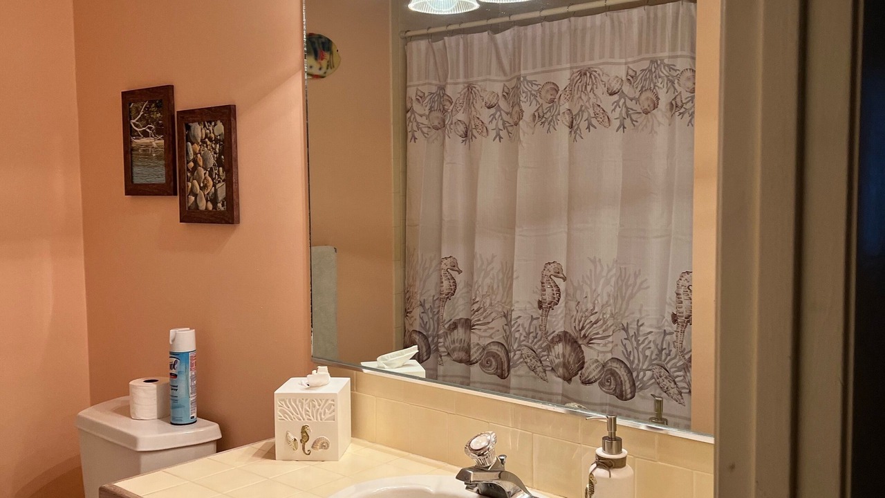 Photo of Bathroom in Key Colony Beach