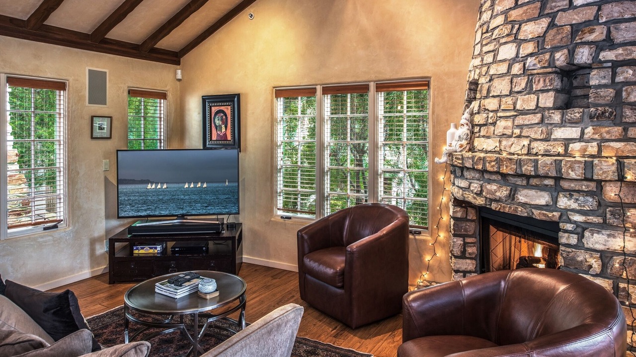 Photo of Livingroom in Southeast Carmel