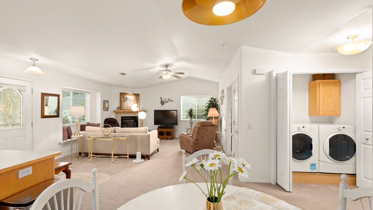 Photo of Livingroom in Grants Pass