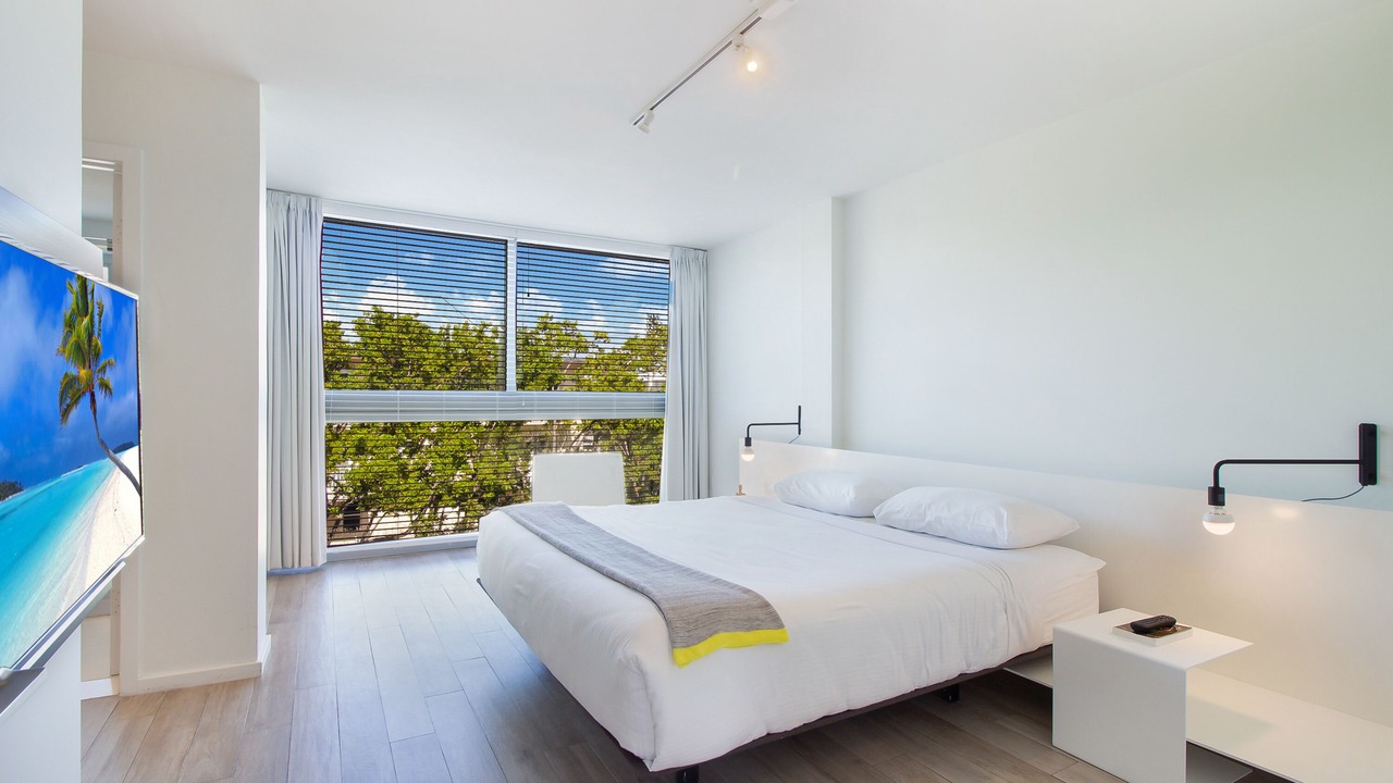 Photo of Bedroom in Key Biscayne