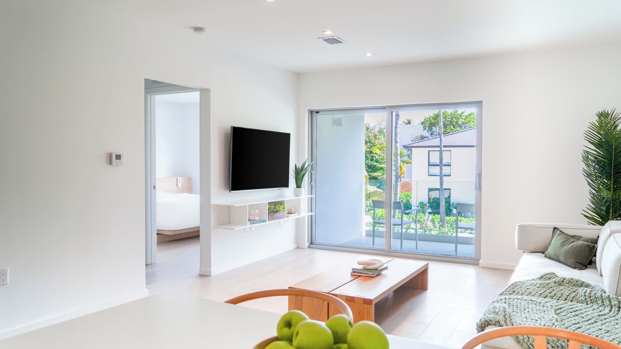 Photo of Livingroom in Key Biscayne