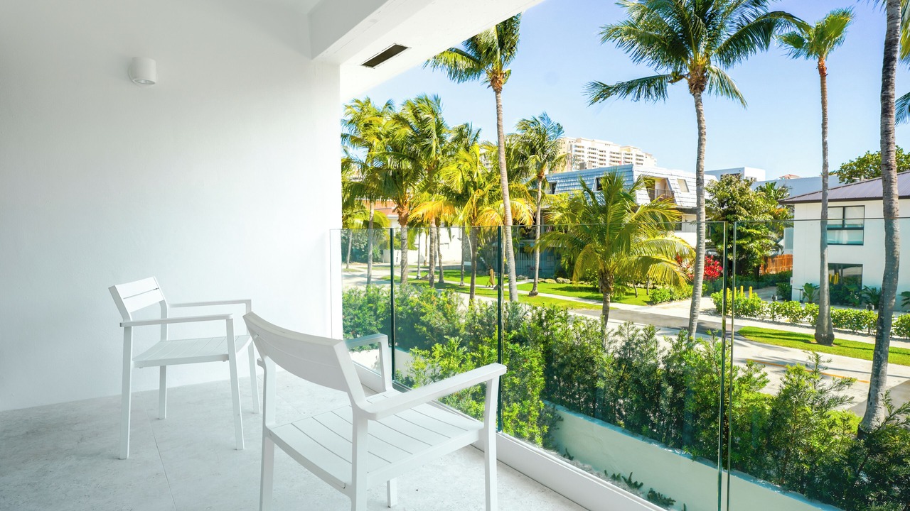 Photo of Patio Balcony in Key Biscayne