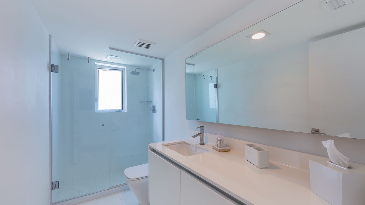 Photo of Bathroom in Key Biscayne