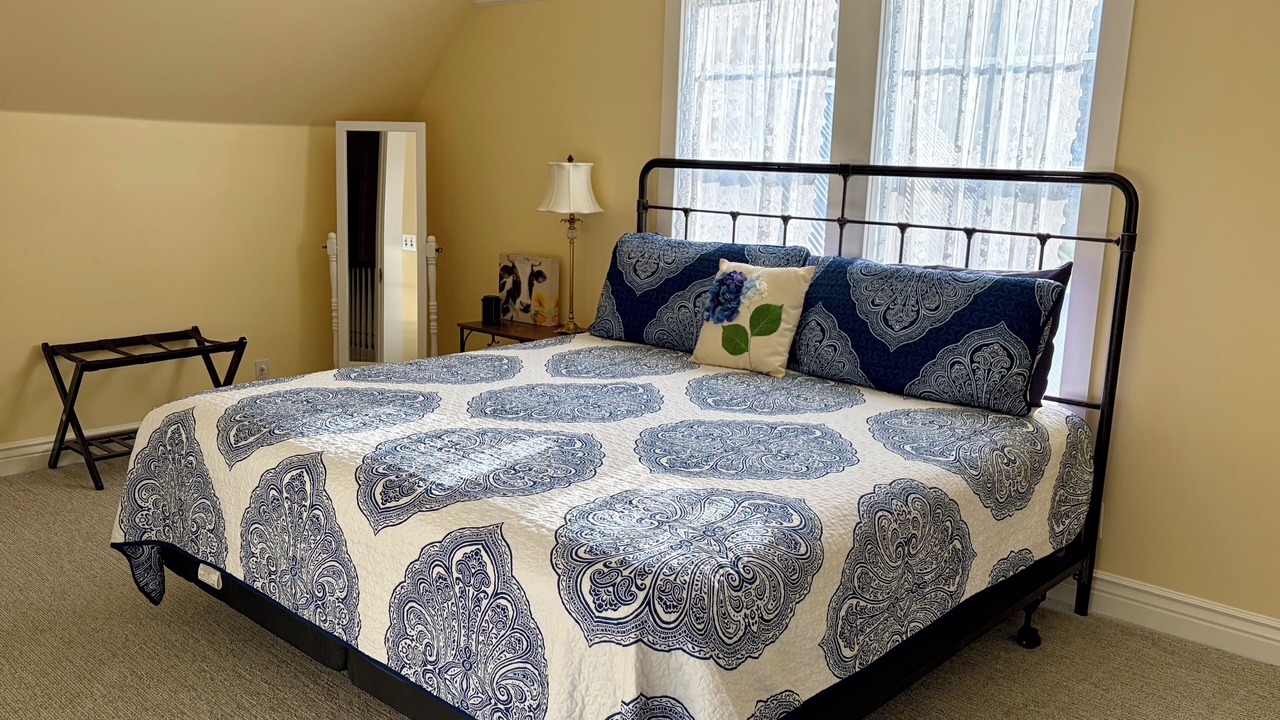 Photo of Bedroom in Amador City