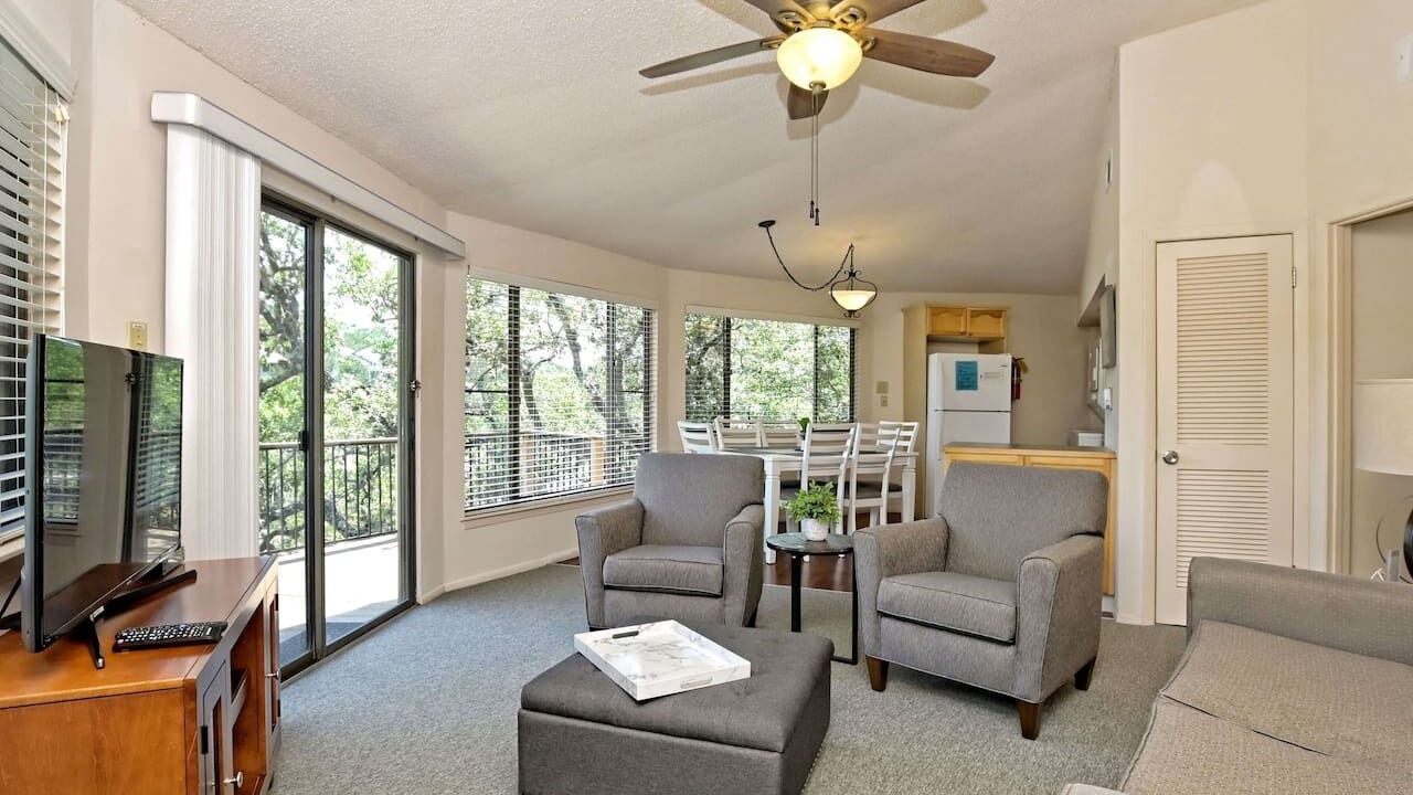 Photo of Livingroom in Lakeway