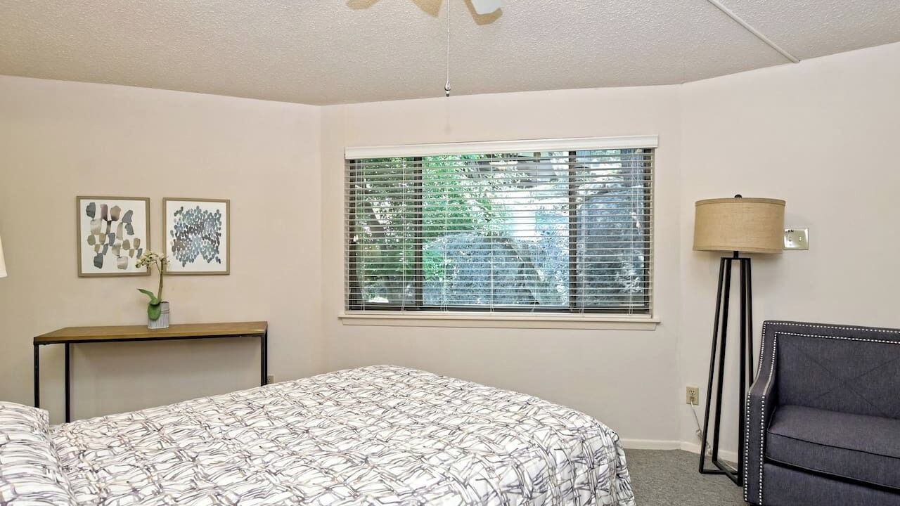 Photo of Bedroom in Lakeway