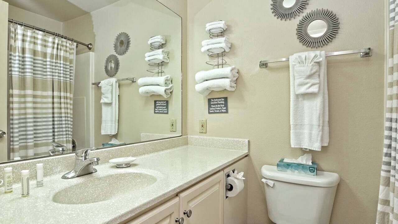 Photo of Bathroom in Lakeway