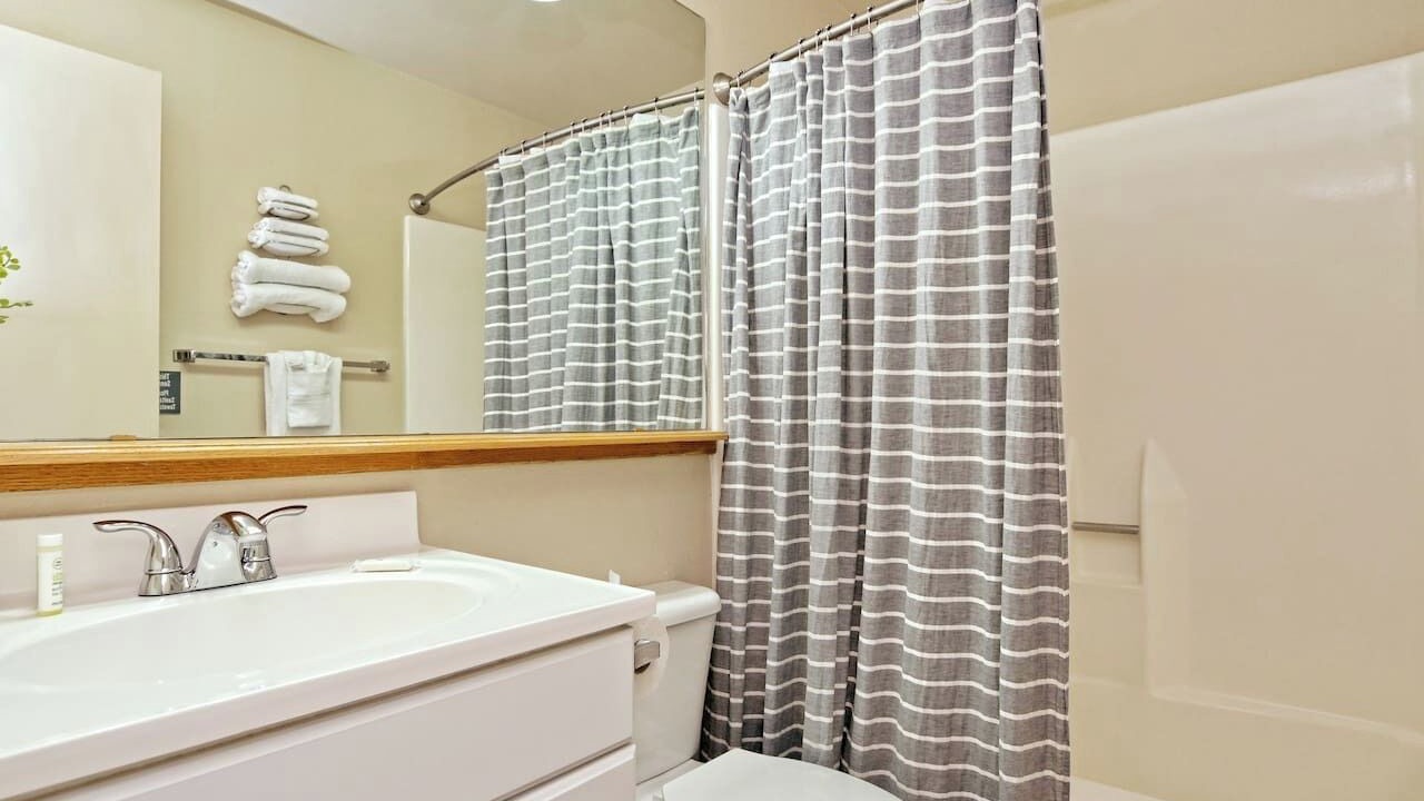 Photo of Bathroom in Lakeway
