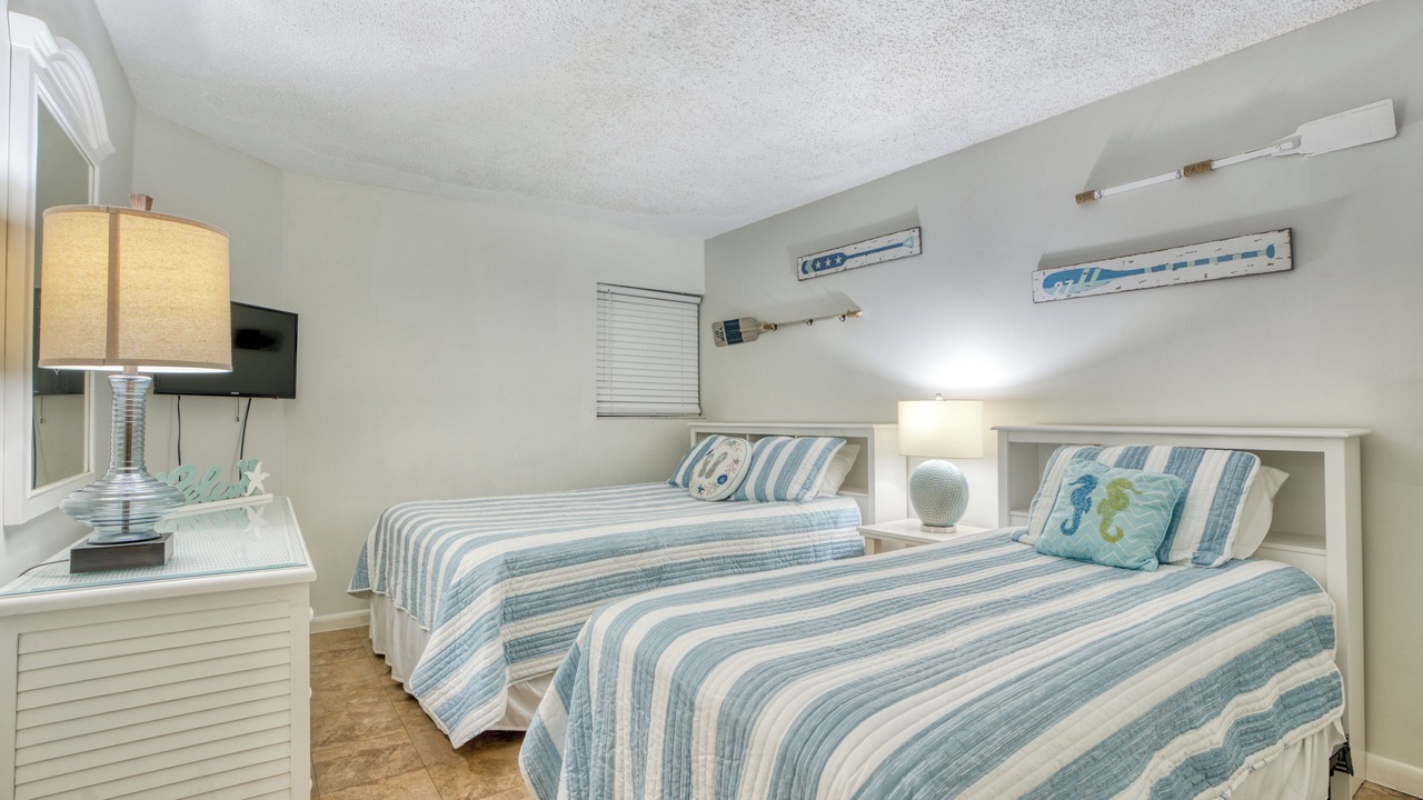 Photo of Bedroom in Butler Beach