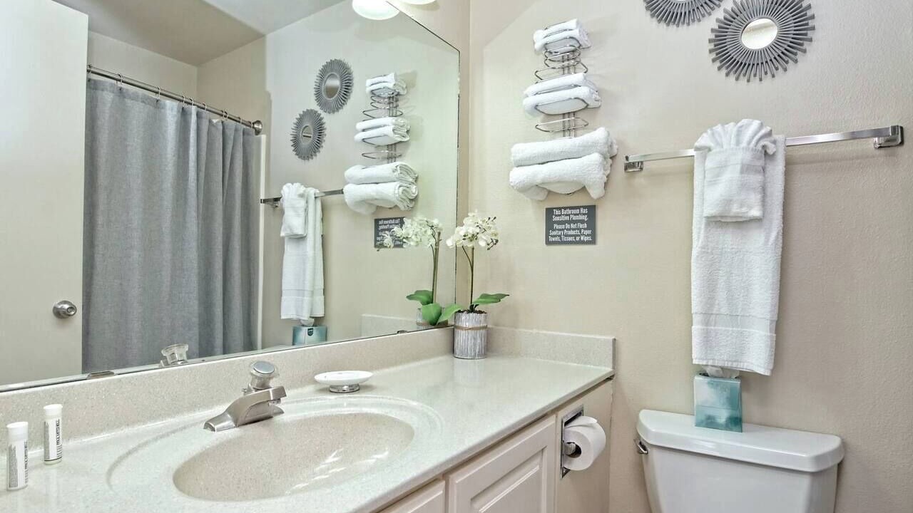 Photo of Bathroom in Lakeway