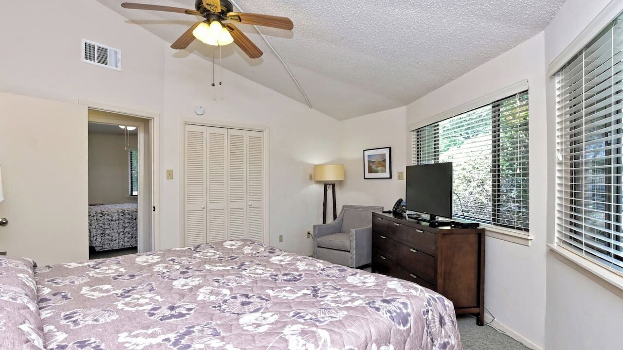 Photo of Bedroom in Lakeway