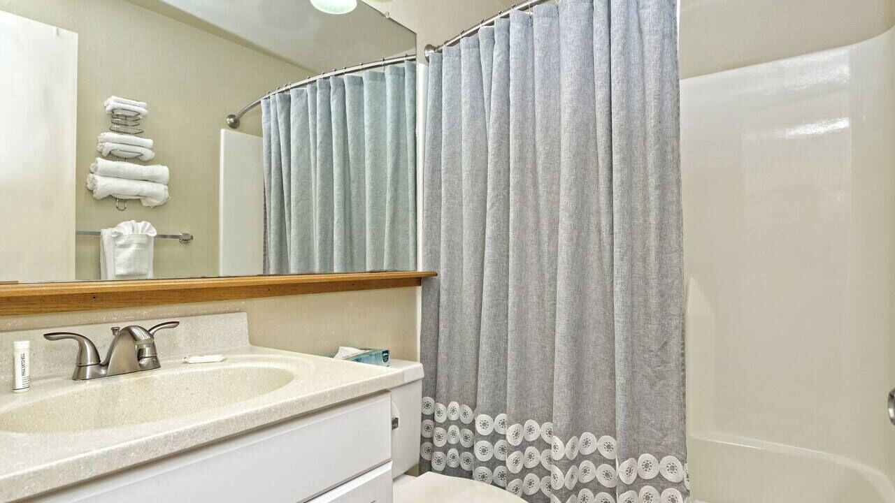 Photo of Bathroom in Lakeway