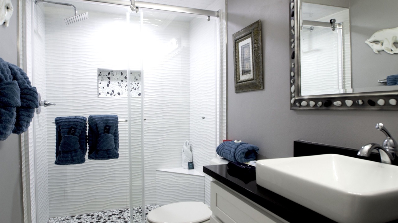 Photo of Bathroom in Biltmore Beach