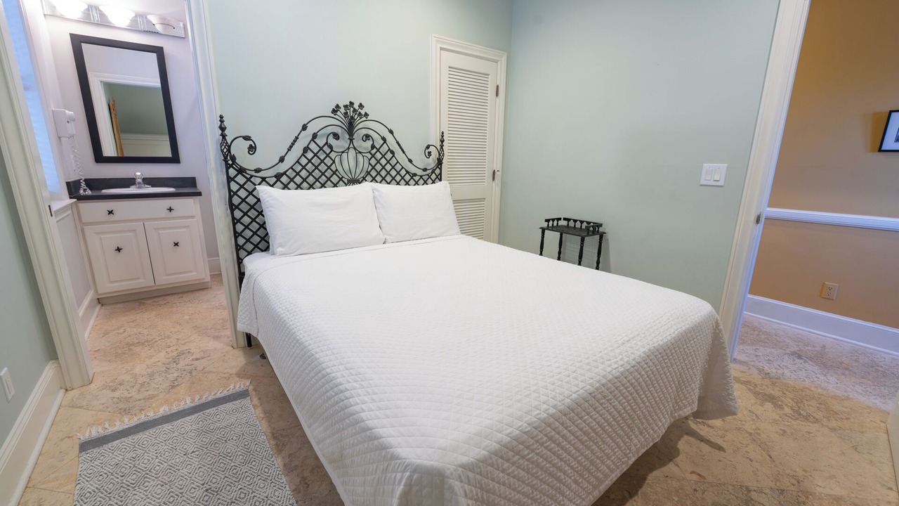 Photo of Bedroom in East End
