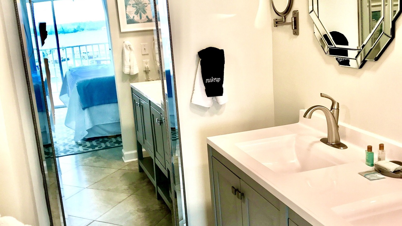 Photo of Bathroom in Gulf Shores