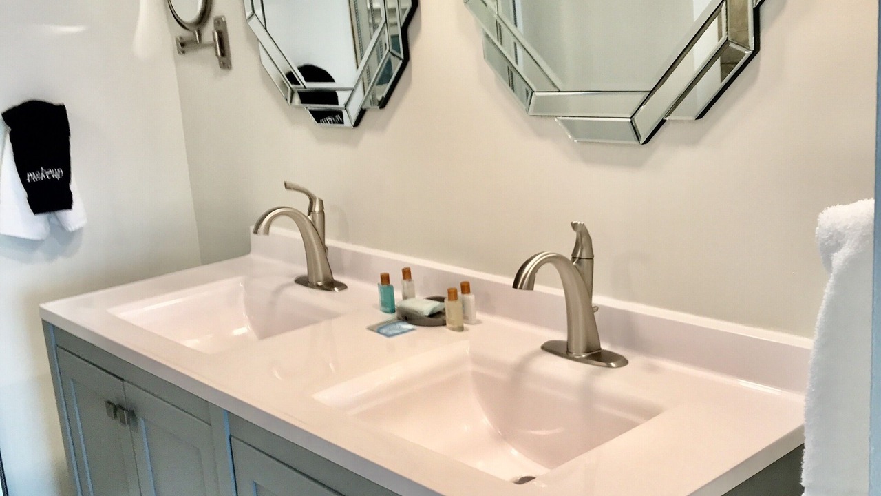 Photo of Bathroom in Gulf Shores