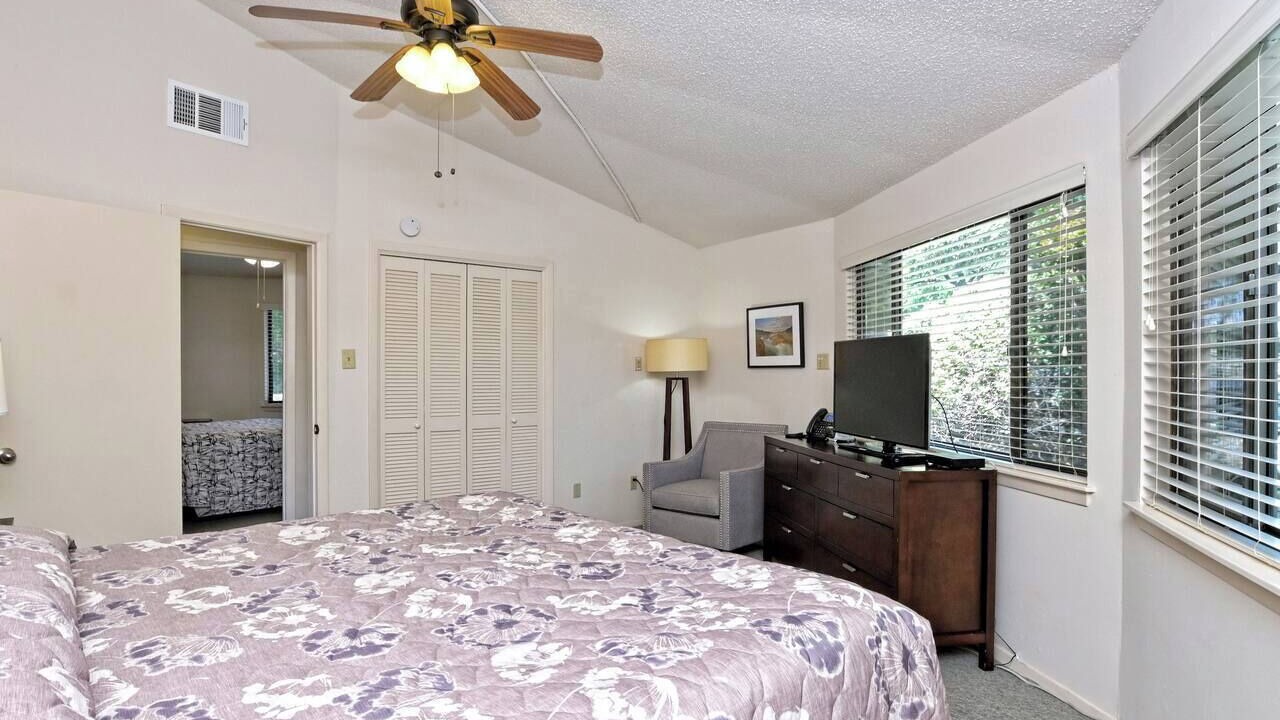 Photo of Bedroom in Lakeway