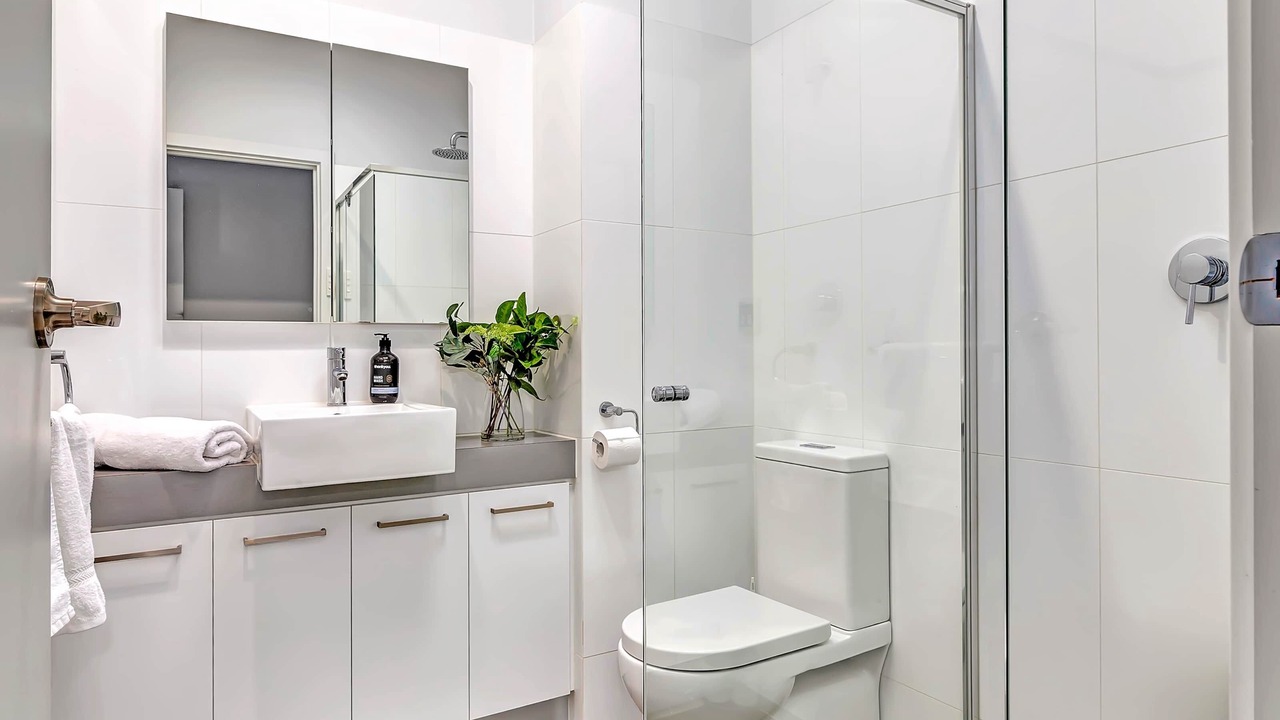 Photo of Bathroom in Dover Gardens