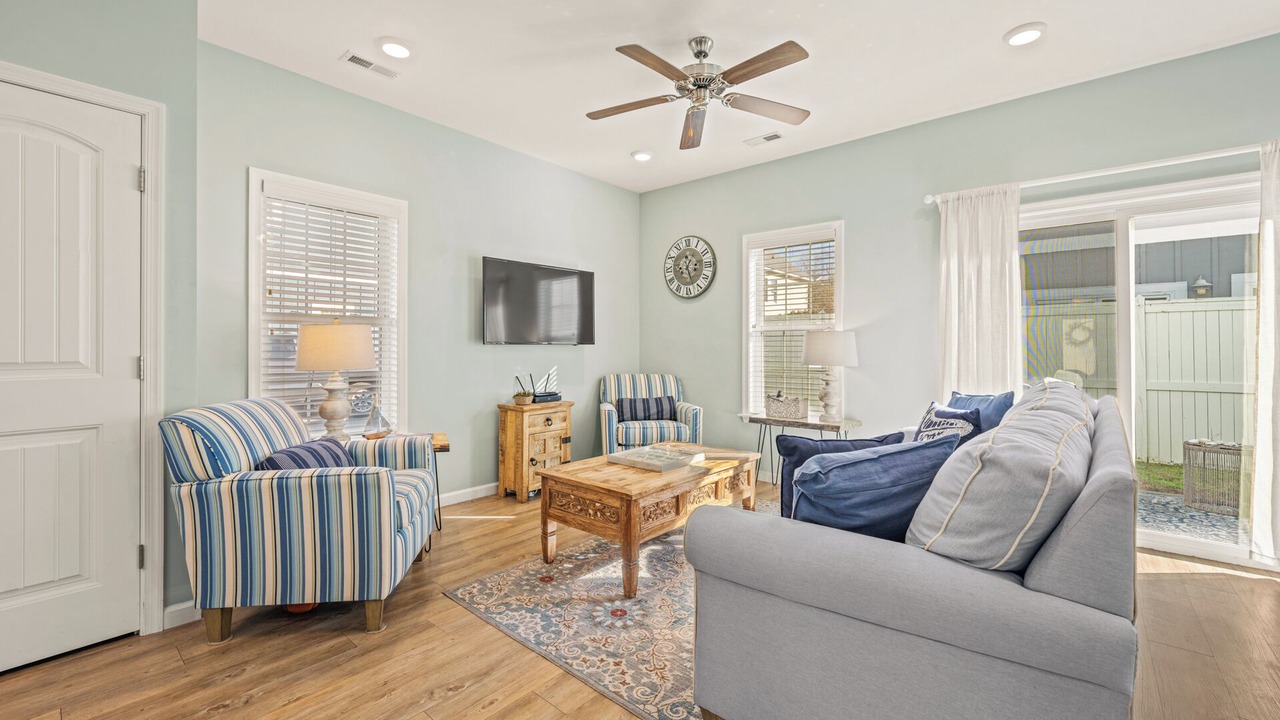 Photo of Bedroom in Bermuda Bay